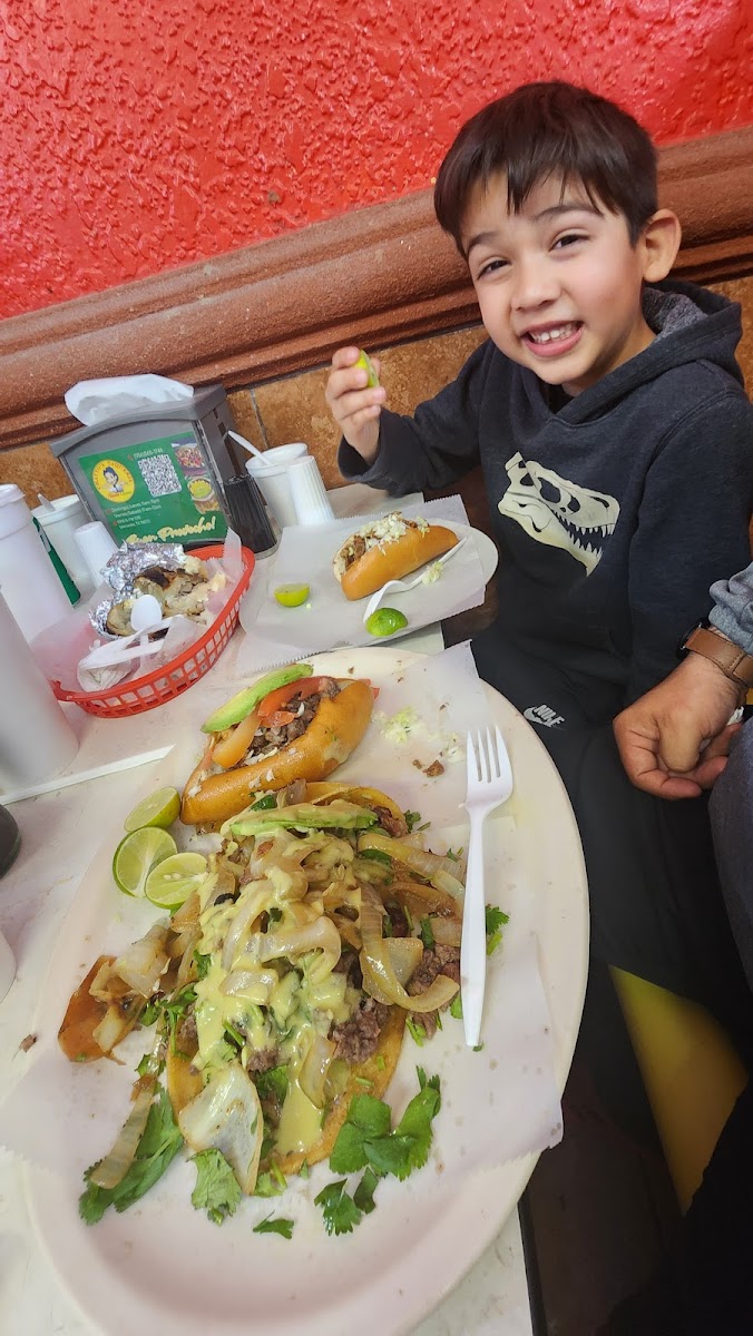 Chatto’S Taqueria-4